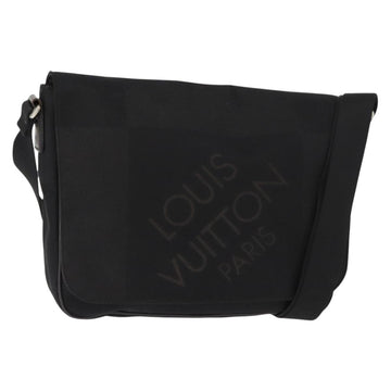 LOUIS VUITTON Damier Geant Petite Message Shoulder Bag Black M93618 Auth 152117