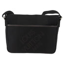 LOUIS VUITTON Damier Geant Petite Message Shoulder Bag Black M93618 Auth 152117-2