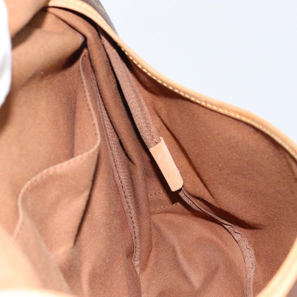 LOUIS VUITTON Monogram Saumur 35 Shoulder Bag M42254 LV Auth 152126