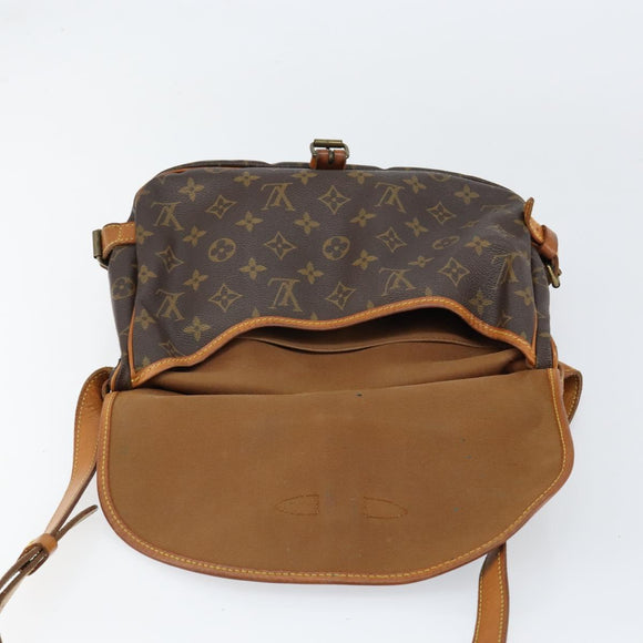 LOUIS VUITTON Monogram Saumur 30 Shoulder Bag M42256 LV Auth 152170