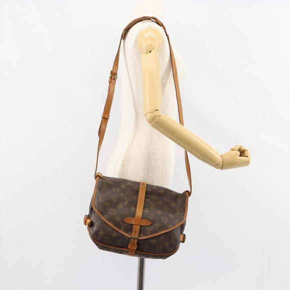 LOUIS VUITTON Monogram Saumur 30 Shoulder Bag M42256 LV Auth 152170