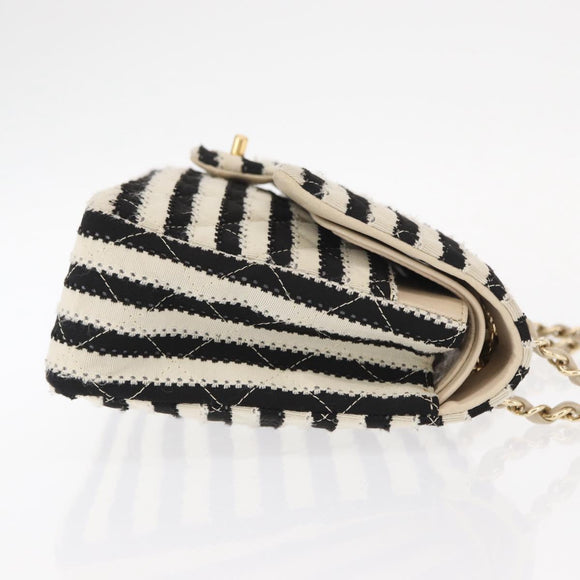 CHANEL Matelasse Chain Double Flap Chain Bag Knitted White CC Auth 152291SAV