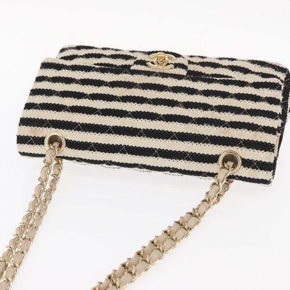 CHANEL Matelasse Chain Double Flap Chain Bag Knitted White CC Auth 152291SAV