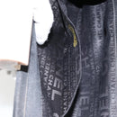 CHANEL Clutch Bag Silk Navy CC Auth 152371-22