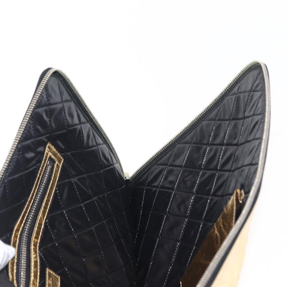 CHANEL Clutch Bag Leather Gold CC Auth 152375SM