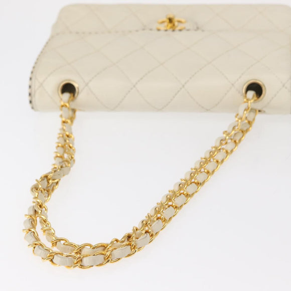 CHANEL Matelasse Chain Shoulder Bag Leather Beige Gold CC Auth 152439