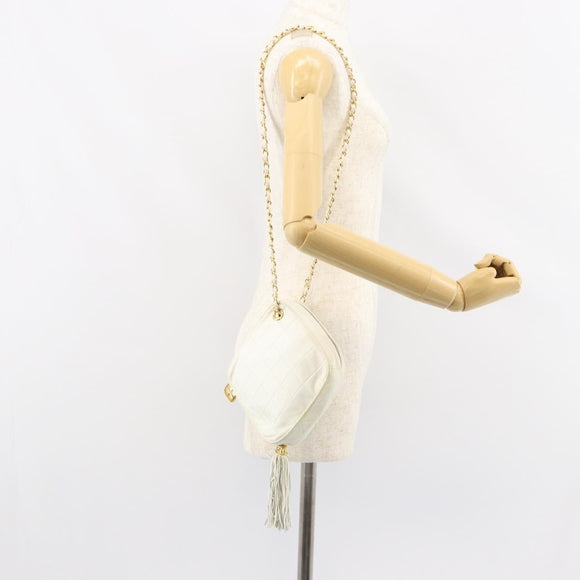 CHANEL Chain Shoulder Bag Lamb Skin White Gold CC Auth 152440