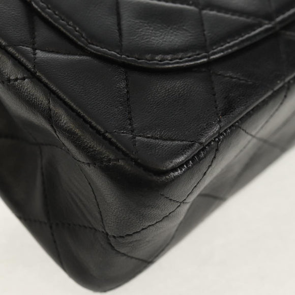 CHANEL Matelasse 17 Chain Shoulder Bag Lamb Skin Black Gold CC Auth 152446AV