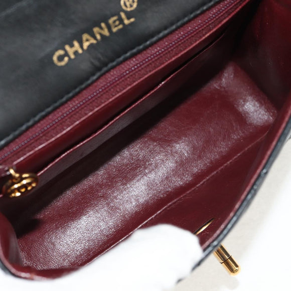 CHANEL Matelasse 17 Chain Shoulder Bag Lamb Skin Black Gold CC Auth 152446AV