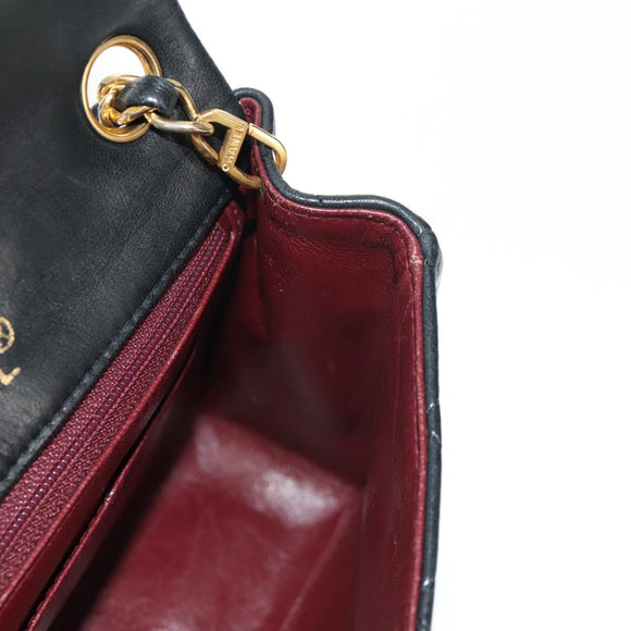 CHANEL Matelasse 17 Chain Shoulder Bag Lamb Skin Black Gold CC Auth 152446AV