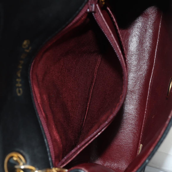 CHANEL Matelasse 17 Chain Shoulder Bag Lamb Skin Black Gold CC Auth 152446AV