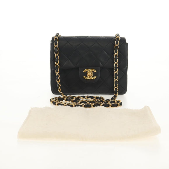 CHANEL Matelasse 17 Chain Shoulder Bag Lamb Skin Black Gold CC Auth 152446AV