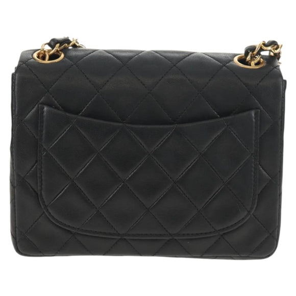 CHANEL Matelasse 17 Chain Shoulder Bag Lamb Skin Black Gold CC Auth 152446AV