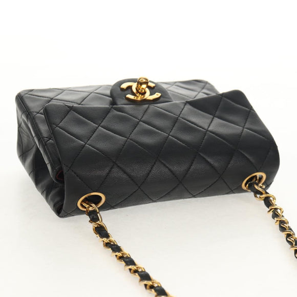 CHANEL Matelasse 17 Chain Shoulder Bag Lamb Skin Black Gold CC Auth 152446AV