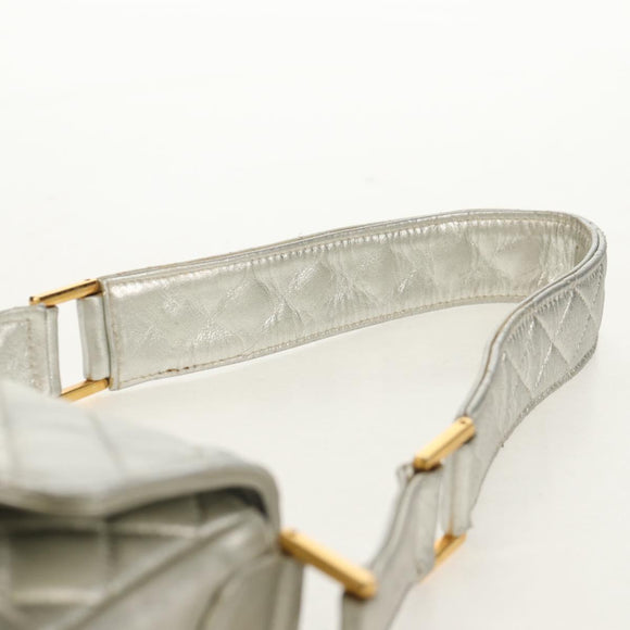 CHANEL Matelasse Shoulder Bag Leather Silver Gold CC Auth 152450AV