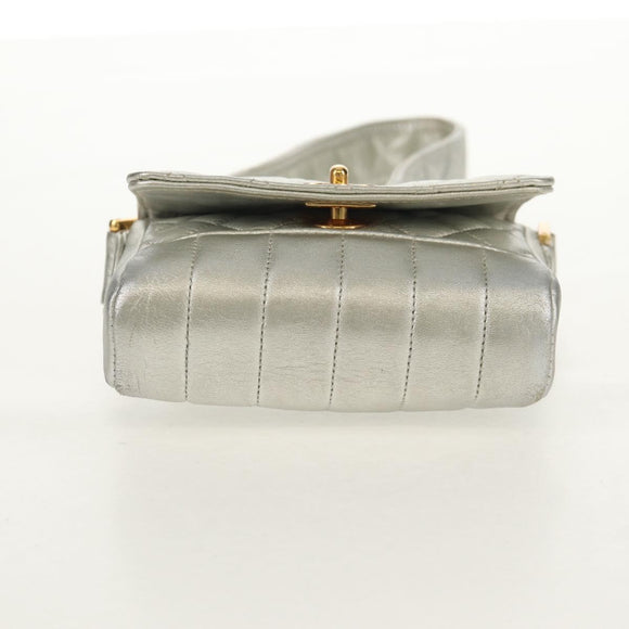 CHANEL Matelasse Shoulder Bag Leather Silver Gold CC Auth 152450AV