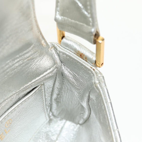 CHANEL Matelasse Shoulder Bag Leather Silver Gold CC Auth 152450AV