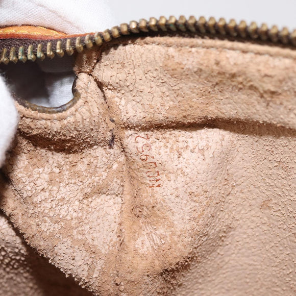 LOUIS VUITTON Monogram Trousse Patte Pression Cosmetic Pouch M47636 Auth 152526