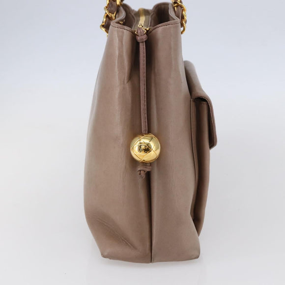 CHANEL Here Chain Shoulder Bag Lamb Skin Beige Gold CC Auth 152897