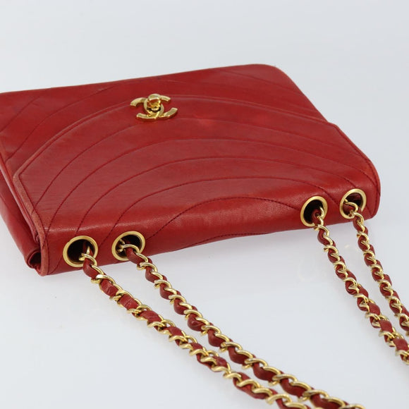 CHANEL Wave Line Chain Shoulder Bag Lamb Skin Red Gold CC Auth 152957