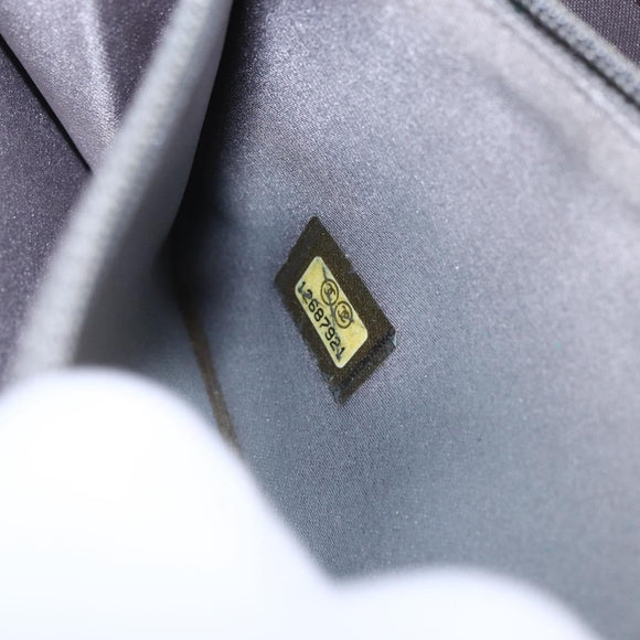 CHANEL Long Wallet Leather Silver CC Auth 153323