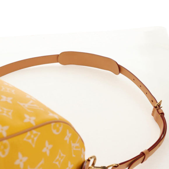 LOUIS VUITTON Speedy P9 Bandouliere 40 Tasche Jaune Mat M24419 LV Auth 153334SM