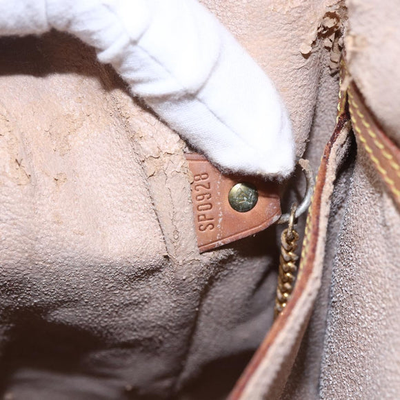 LOUIS VUITTON Monogram Bucket GM Shoulder Bag M42236 LV Auth 153401