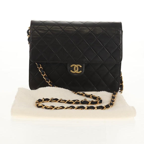 CHANEL Matelasse Chain Shoulder Bag Lamb Skin Black Gold CC Auth 153631V
