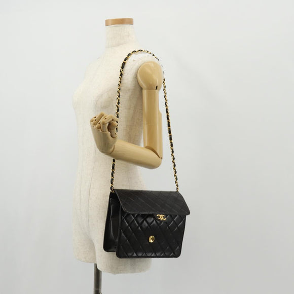 CHANEL Matelasse Chain Shoulder Bag Lamb Skin Black Gold CC Auth 153631V