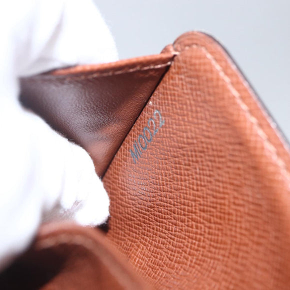 LOUIS VUITTON Monogram Compact zip Wallet M61667 LV Auth 153671