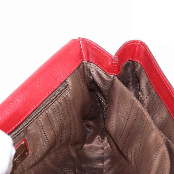 Salvatore Ferragamo Gancini Shoulder Bag Leather Red Gold Auth 153850