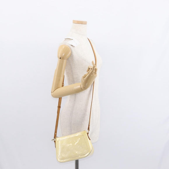LOUIS VUITTON Monogram Vernis Minna Street Shoulder Bag Perle M91509 Auth 153907