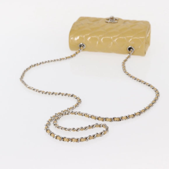 CHANEL Matelasse 17 Chain Shoulder Bag Enamel Yellow Gold CC Auth 154061