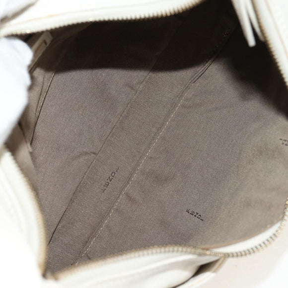 FENDI Mamma Baguette Shoulder Bag Leather White Gold Auth 154081M