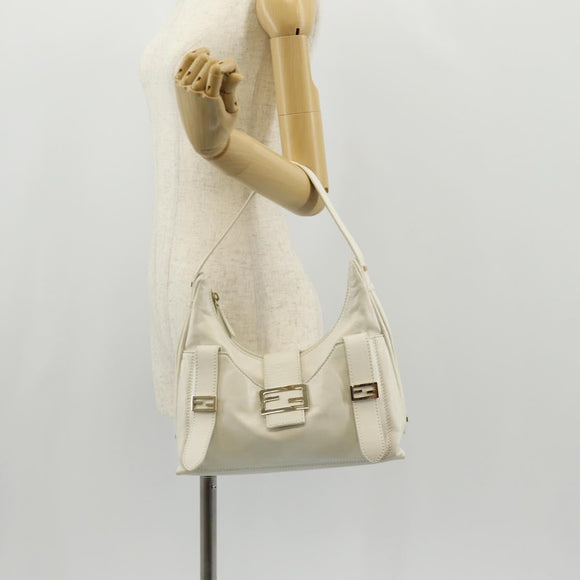 FENDI Mamma Baguette Shoulder Bag Leather White Gold Auth 154081M