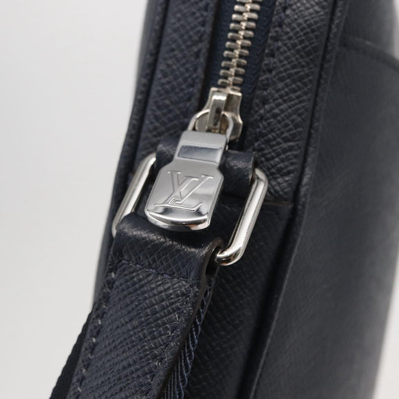 LOUIS VUITTON Taiga Messenger PPM Messenger bag Blue Marine M30321 Auth 154263