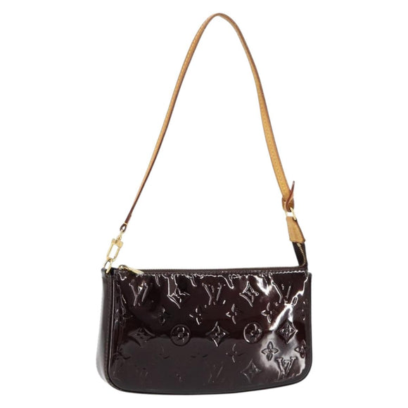 LOUIS VUITTON Vernis Pochette Accessoires Pouch Amarante M91576 LV Auth 154299V