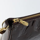 LOUIS VUITTON Vernis Pochette Accessoires Pouch Amarante M91576 LV Auth 154299V-18