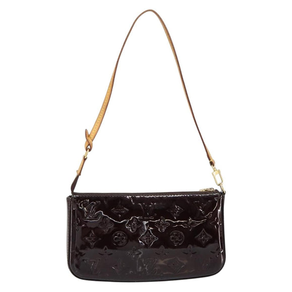 LOUIS VUITTON Vernis Pochette Accessoires Pouch Amarante M91576 LV Auth 154299V