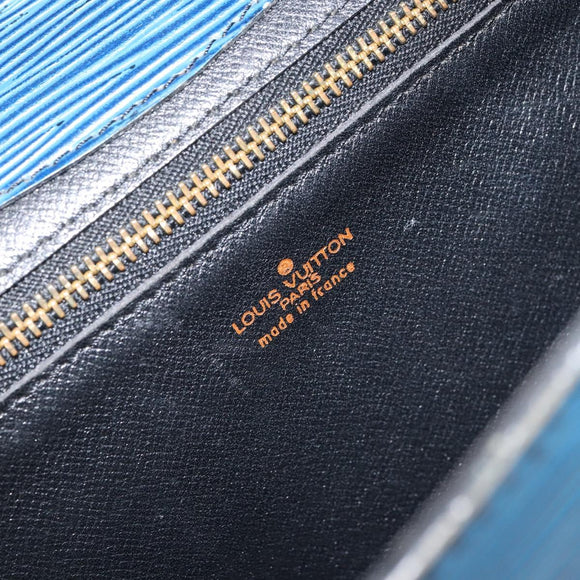 LOUIS VUITTON Epi Montaigne 27 Clutch Bag Blue M52655 LV Auth 154577