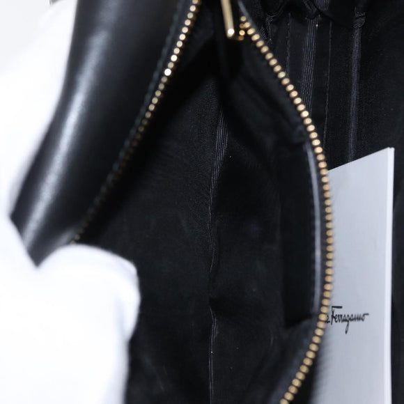 Salvatore Ferragamo Vala Chain Shoulder Bag Enamel Black Gold Auth 154685