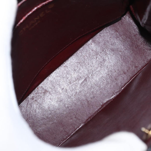 CHANEL Matelasse Chain Shoulder Bag Patent leather Black Gold CC Auth 154765