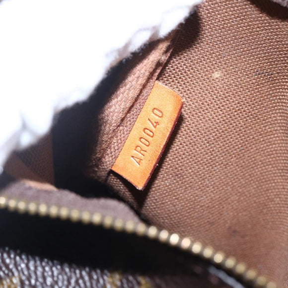 LOUIS VUITTON Monogram Pochette Accessoires Pouch M51980 LV Auth 154874