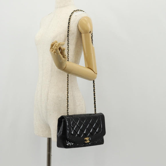 CHANEL Matelasse Chain Diana Bag Patent leather Black Gold CC Auth 154931V
