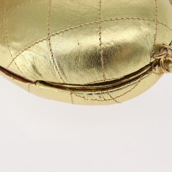 CHANEL Matelasse Clutch Bag Leather Gold CC Auth 155096
