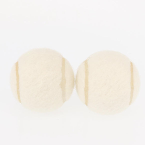 CHANEL Sports Line Set of 4 Tennis Balls White CC Auth 155098V