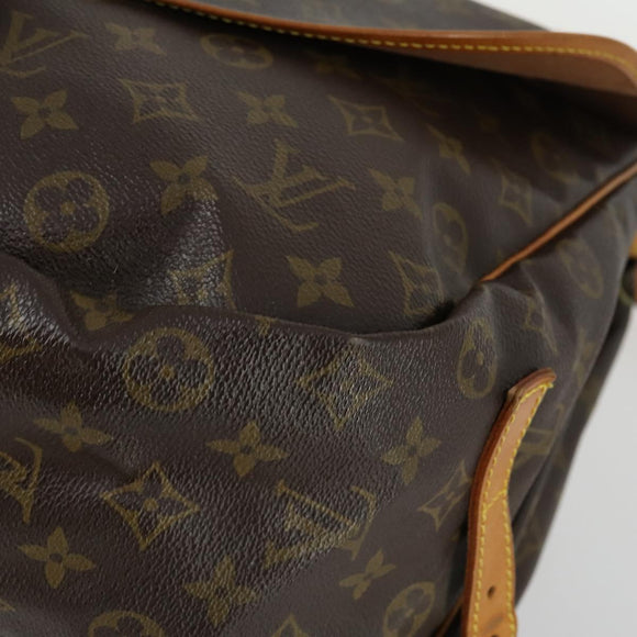 LOUIS VUITTON Monogram Saumur 35 Umhängetasche M42254 LV Auth 155140