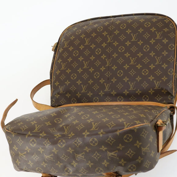 LOUIS VUITTON Monogram Saumur 43 Shoulder Bag M42252 LV Auth 155153