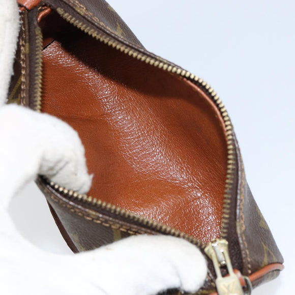 LOUIS VUITTON Monogram Papillon Pouch LV Auth 155531