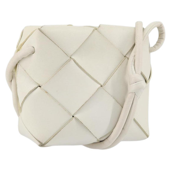 BOTTEGA VENETA MAXI INTRECCIATO Cassette Mini Bag Leather White Gold Auth 155708